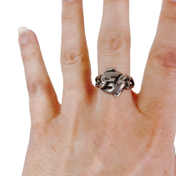 VTG Solid Silver Dolphin Ring 1990s Nautical Ocean Jewelry Sculptural Figural - Picture 3 of 10